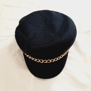 Kendall And Kylie Newsboy Style Gold Chain Hat